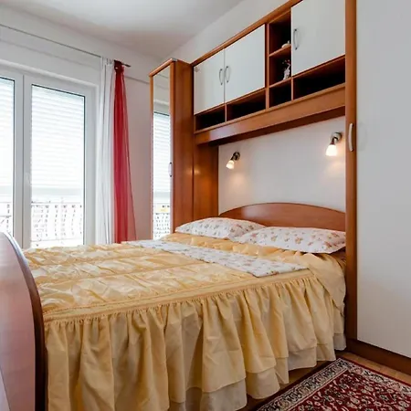 Apartment Tafra - One Bedroom